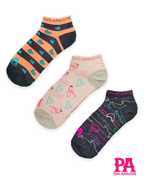 Tiburones Patitas Azules Y Flamingos