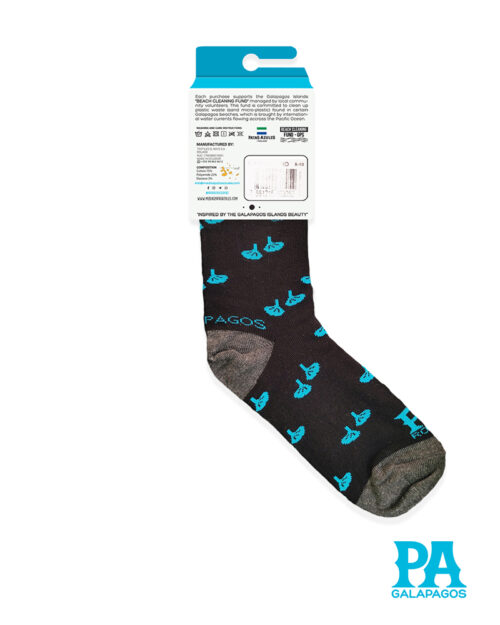 PATITAS AZULES FONDO NEGRO