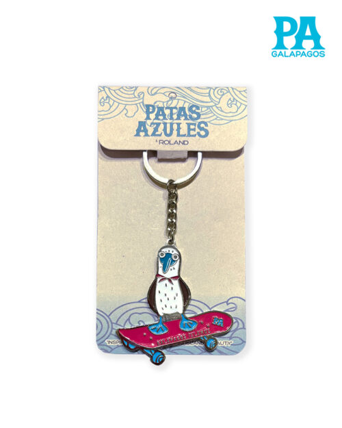 Llavero Piquero De Patas Azules En Patineta Fucsia