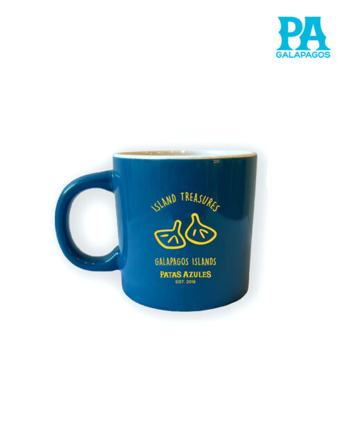 Taza Celeste Con Frase Island Treasures Y Patas De Piquero