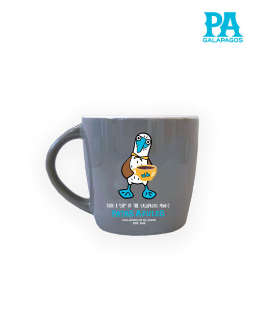 Taza Gris Con Piquero Sosteniendo Taza De Café Y Frase Take A Sip Of Galapagos Magic