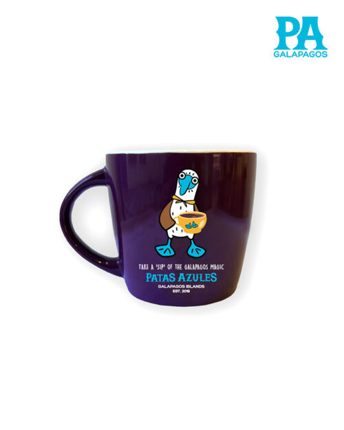 Taza Morada Con Piquero Sosteniendo Taza De Café Y Frase Take A Sip Of Galapagos Magic